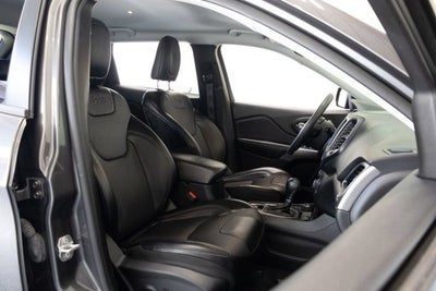2022 Jeep Cherokee Latitude Lux