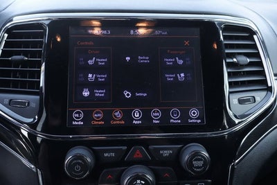 2020 Jeep Grand Cherokee Overland