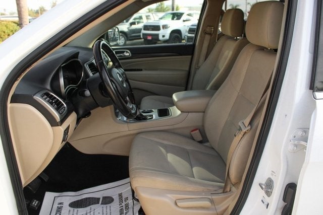 2020 Jeep Grand Cherokee Laredo