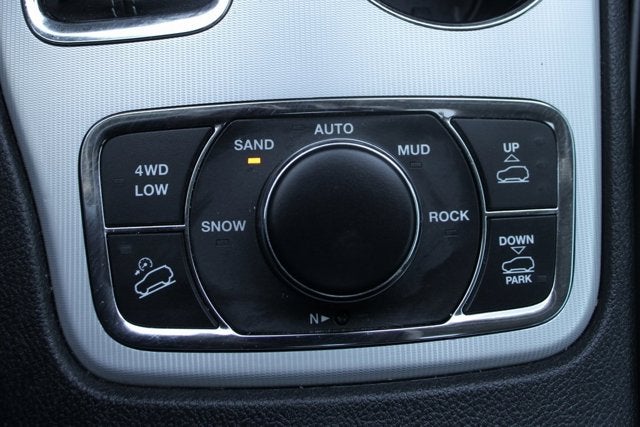 2020 Jeep Grand Cherokee Summit