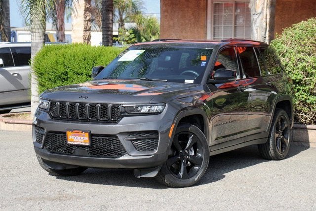 2023 Jeep Grand Cherokee Altitude