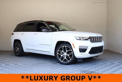 2022 Jeep Grand Cherokee Summit