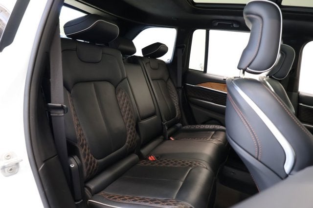 2022 Jeep Grand Cherokee Summit