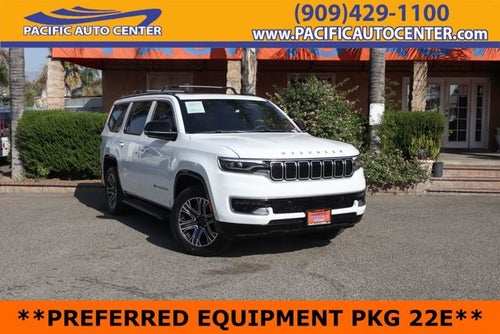 2023 Jeep Wagoneer Base