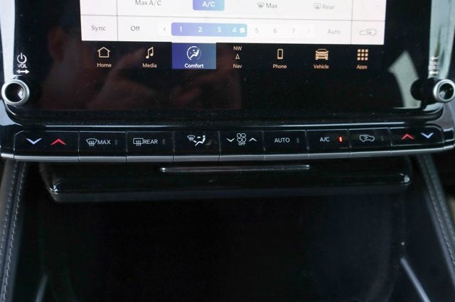 2023 Jeep Wagoneer Base