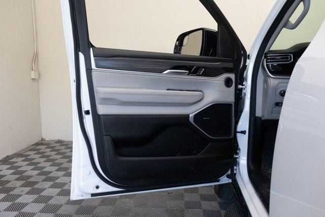 2023 Jeep Wagoneer Series III