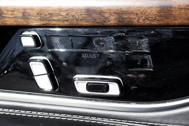 2022 Jeep Grand Wagoneer Series II