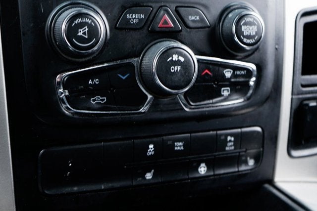 2020 RAM 1500 Classic SLT