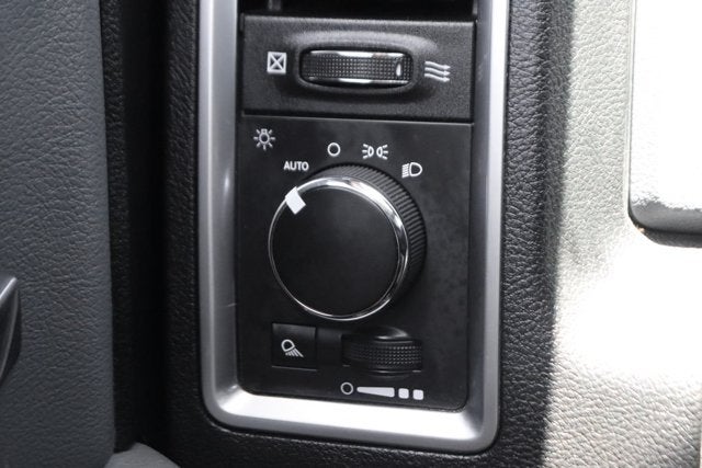2018 RAM 1500 SLT