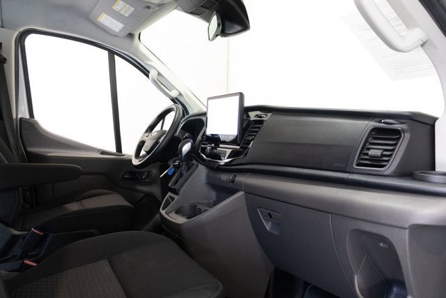 2023 Ford Transit Passenger Wagon XLT