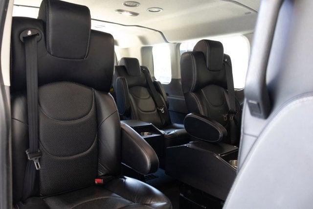 2023 Ford Transit Passenger Wagon XLT