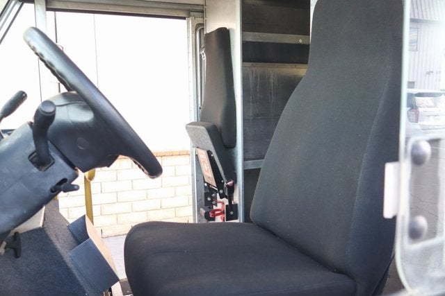 2016 Ford E-450SD Base