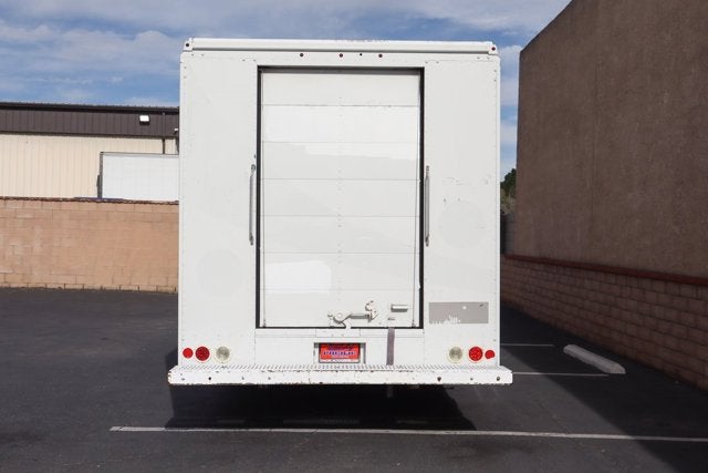 2016 Ford E-450SD Base