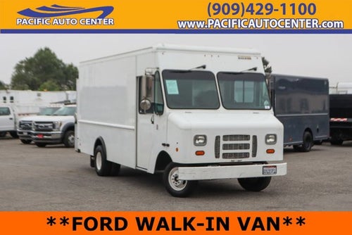 2013 Ford E-450SD Base