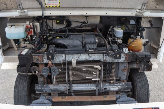 2013 Ford E-450SD Base