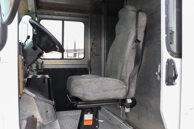 2013 Ford E-450SD Base
