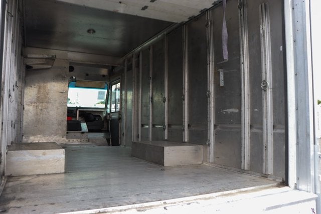 2013 Ford E-450SD Base