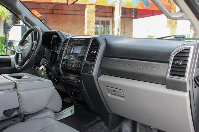 2021 Ford F-550SD XL