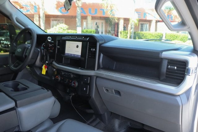 2023 Ford F-550SD XL