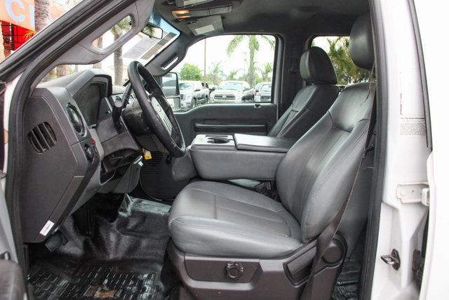 2012 Ford F-550SD XL