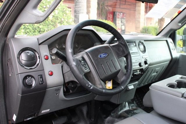 2012 Ford F-550SD XL