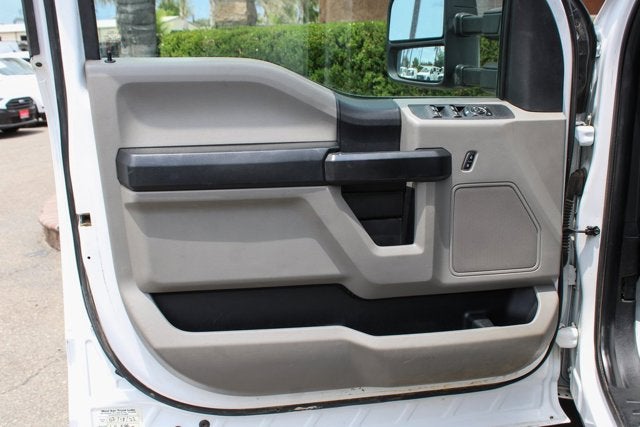 2017 Ford F-550SD XL