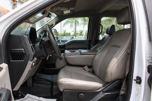 2017 Ford F-550SD XL