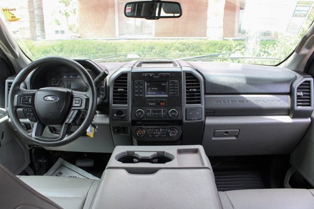 2017 Ford F-550SD XL