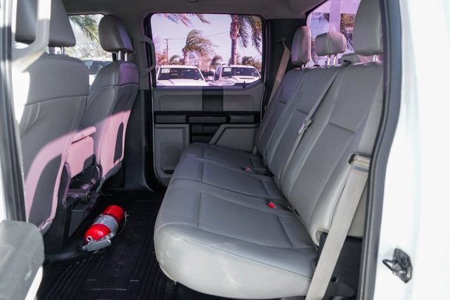 2017 Ford F-550SD XL