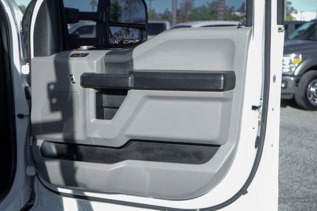 2017 Ford F-550SD XL