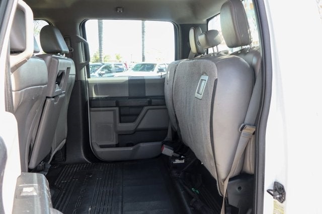 2017 Ford F-550SD XL