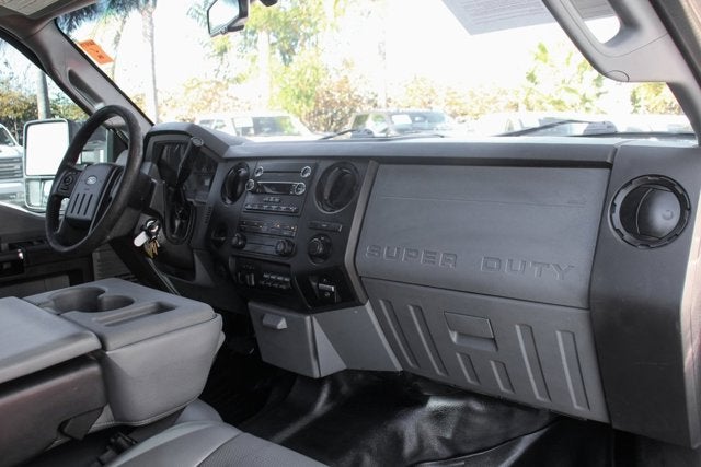 2016 Ford F-550SD XL