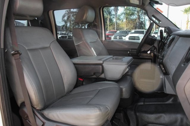 2016 Ford F-550SD XL