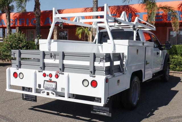 2022 Ford F-550SD XL