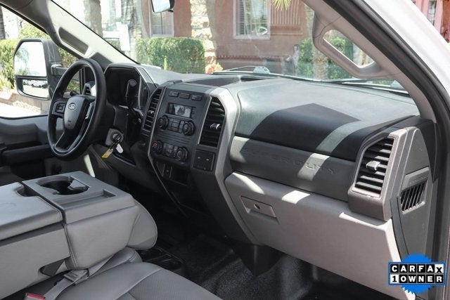 2017 Ford F-550SD XL