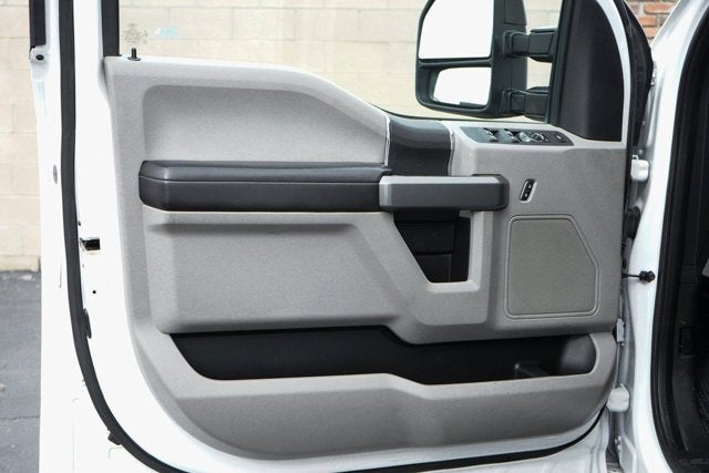 2017 Ford F-550SD XLT