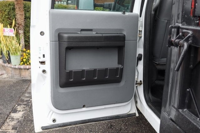 2011 Ford F-550SD XL