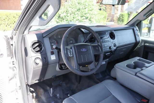 2016 Ford F-550SD XL