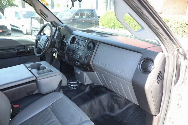 2016 Ford F-550SD XL