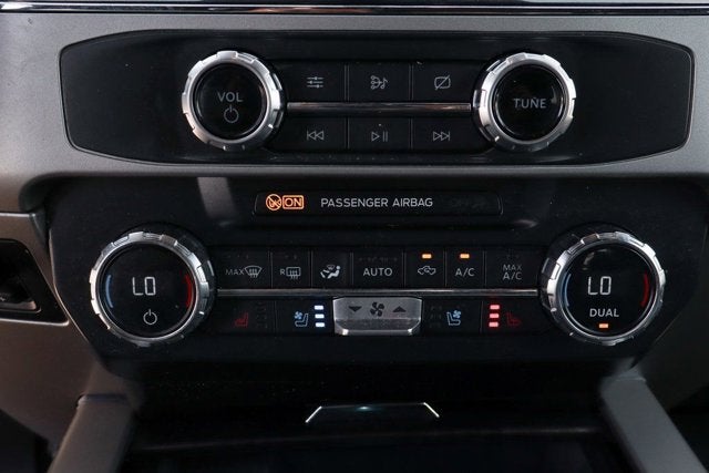 2022 Ford F-550SD Lariat