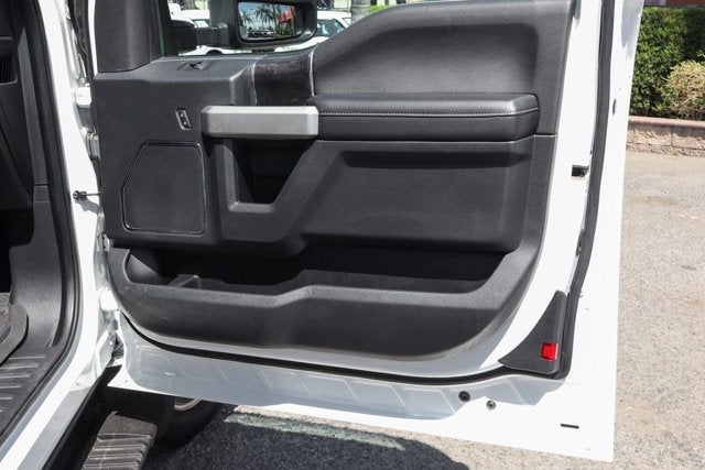 2022 Ford F-550SD Lariat