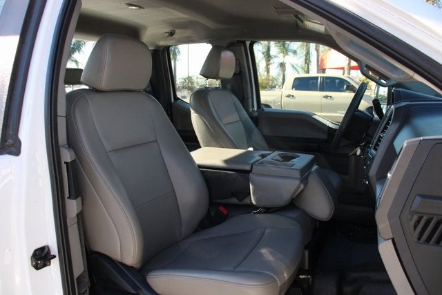 2022 Ford Super Duty F-350 SRW XL