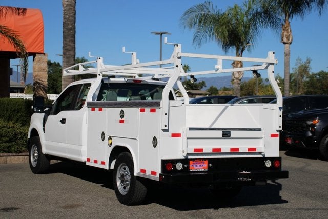 2022 Ford Super Duty F-350 SRW XL