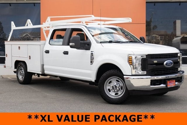 2018 Ford Super Duty F-350 SRW XL