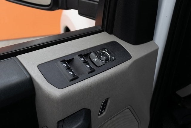 2018 Ford Super Duty F-350 SRW XL