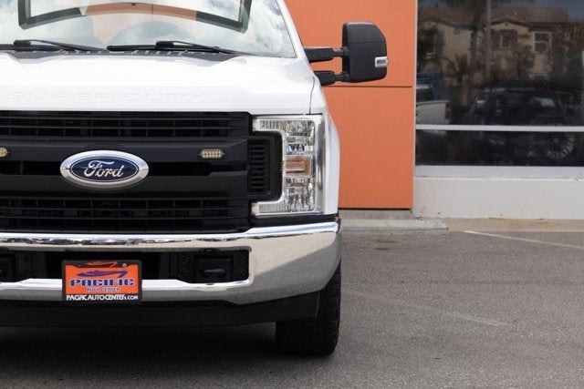 2018 Ford Super Duty F-350 SRW XL