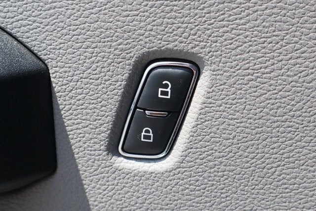 2022 Ford Super Duty F-350 SRW XL