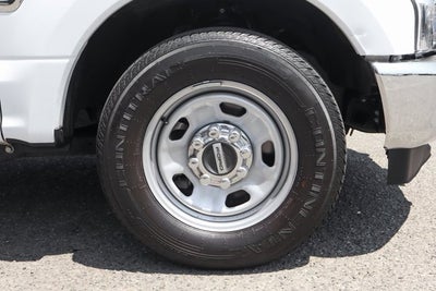 2022 Ford Super Duty F-350 SRW XL