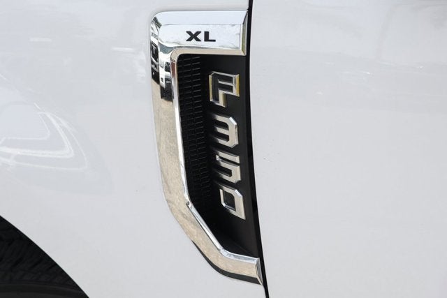 2022 Ford Super Duty F-350 SRW XL