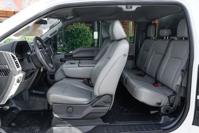 2022 Ford F-350SD XL